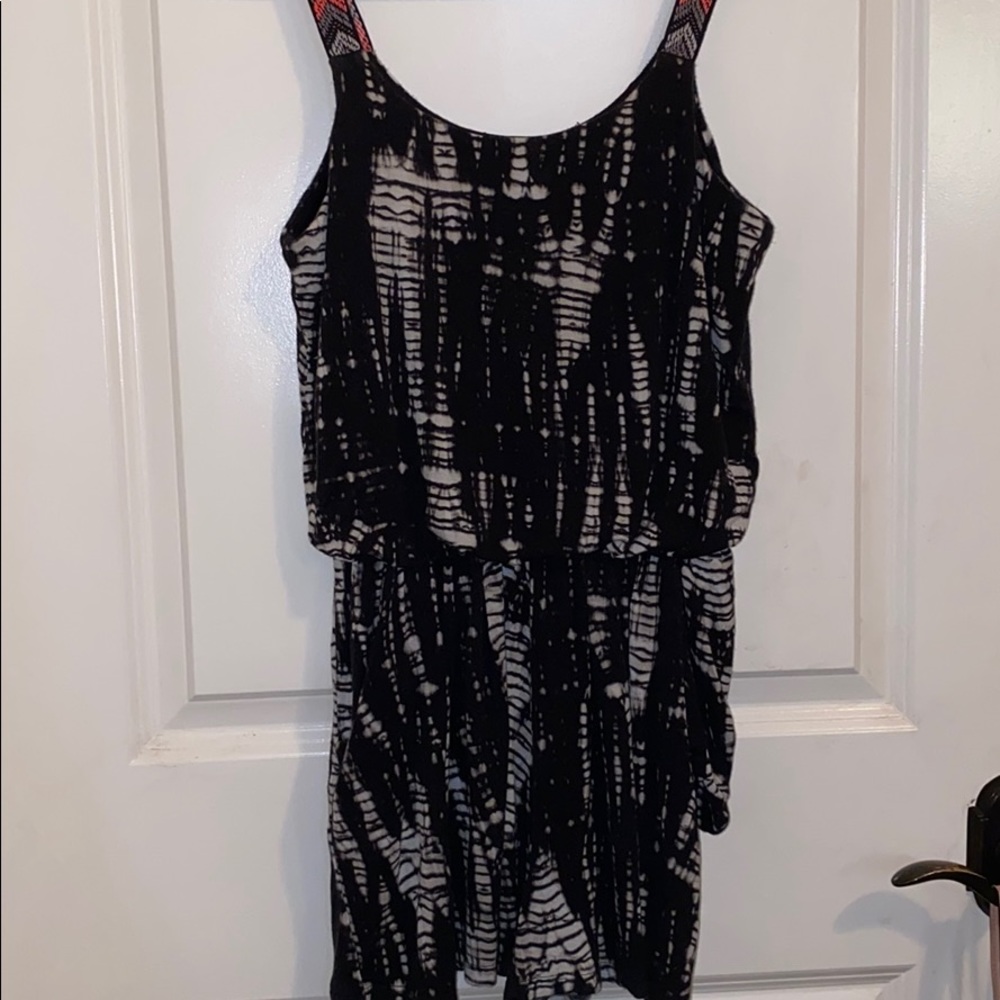 Romper - Picture 4 of 4